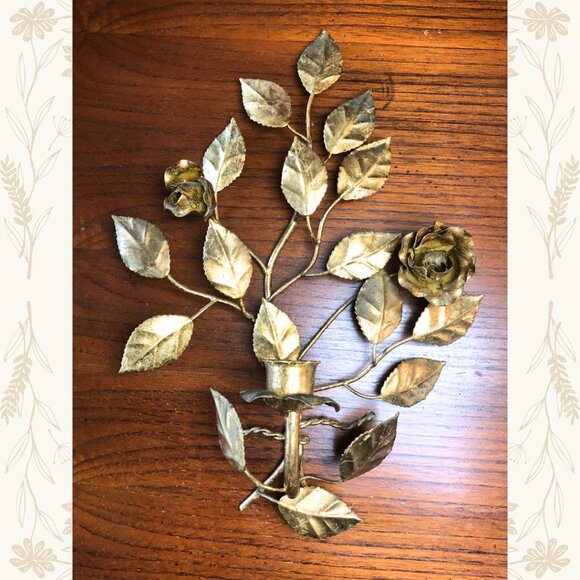 Italian-Made Rose Wall Sconce – Vintage Gold Metal - Picture 1 of 1